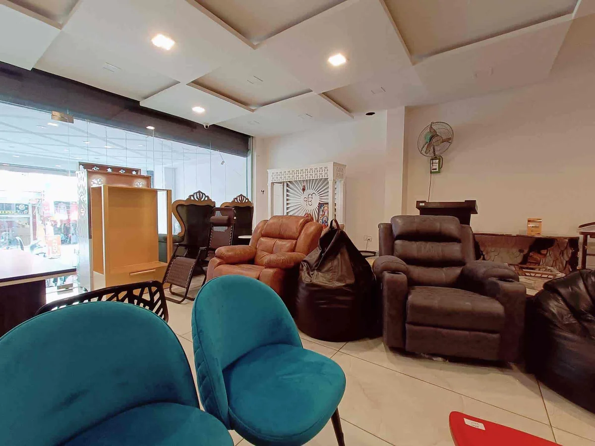 Seating display with padded recliners in the showroom